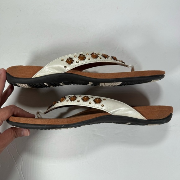 Vionic Floriana White Beaded Thong Comfort Flip Flop Sandals Women’s Size 12 - Picture 8 of 12